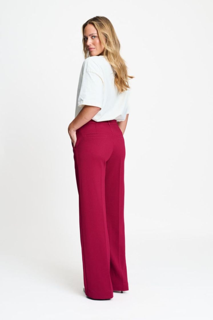 Lara Pants 400 red