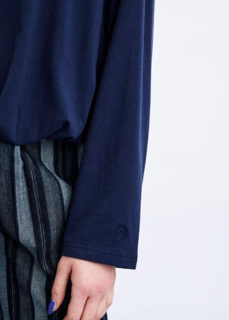 Haneul Top bleu marine