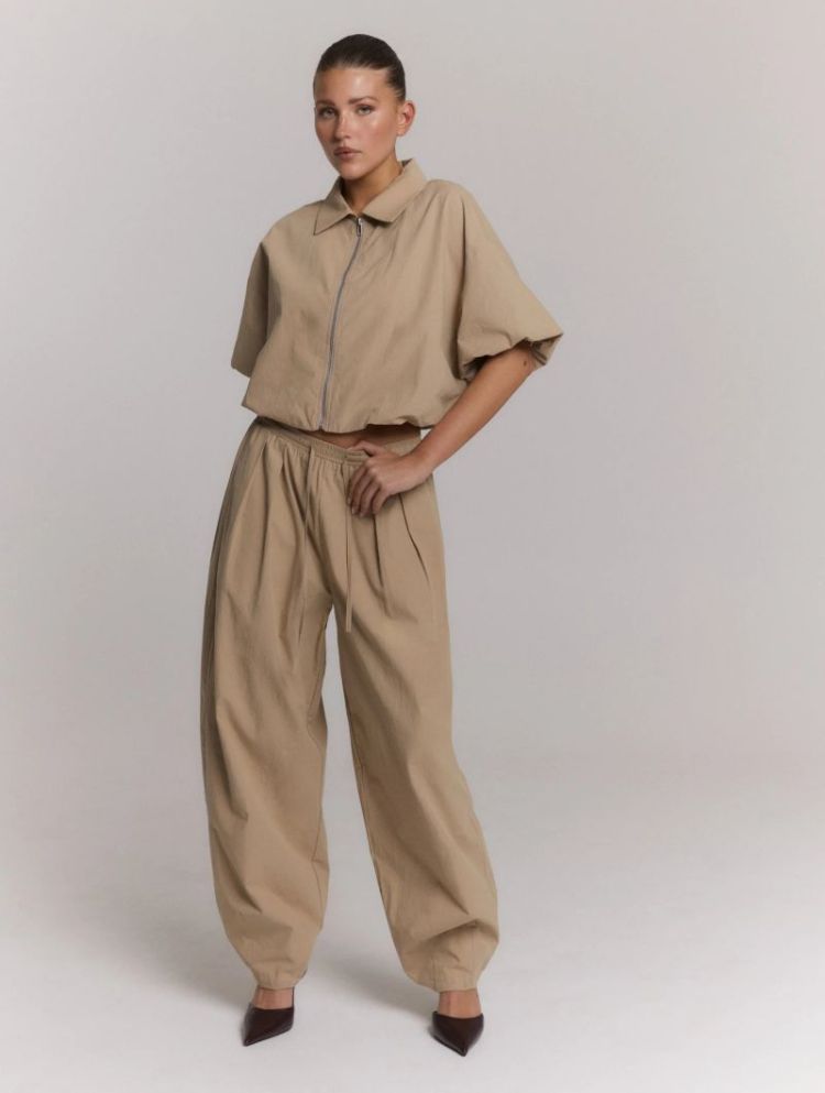 Pantalon Rooze 603 sand
