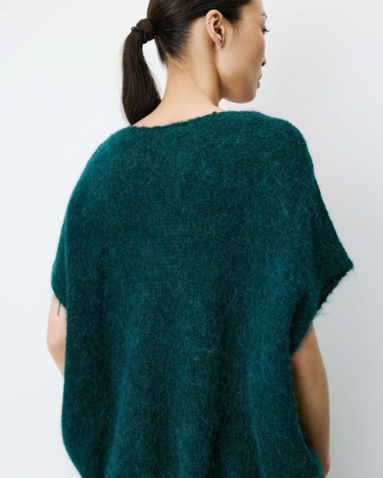Sleeveless V-neck Atticus emeraude