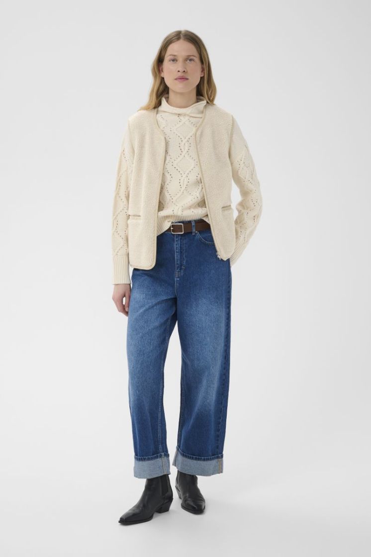 Camelie outerwear 130401
