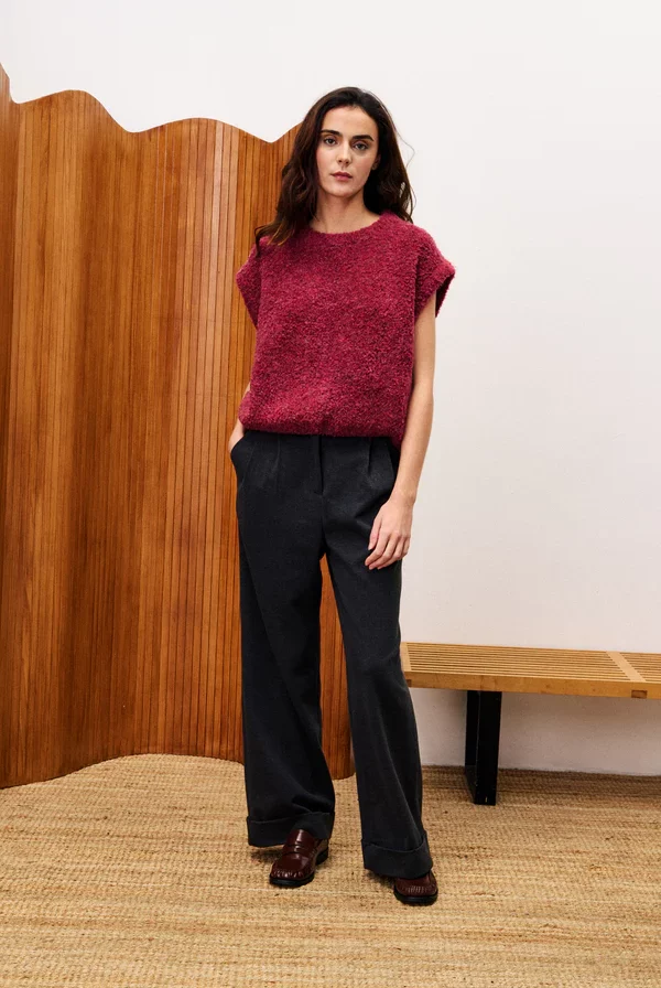 Jasmin Bordeaux Sweater
